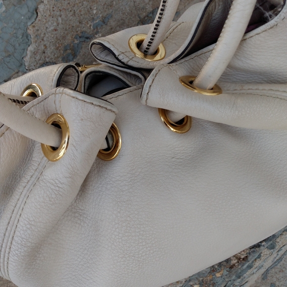 Michael Kors stone pebbled leather shoulder bag - Picture 5 of 14